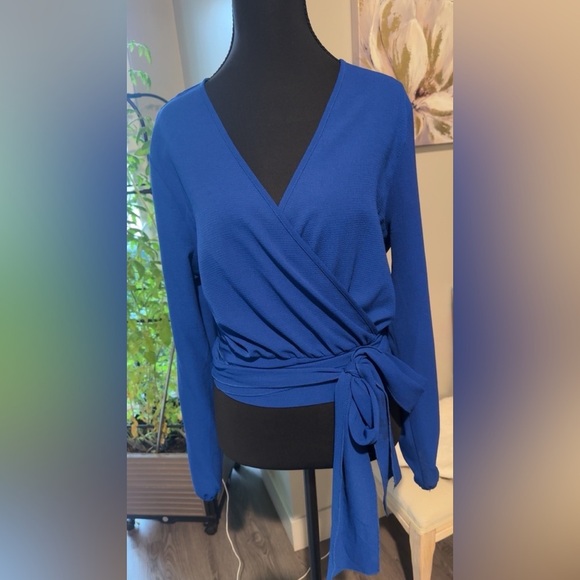 NWOT Elegant Blue Wrap Top - Picture 2 of 4